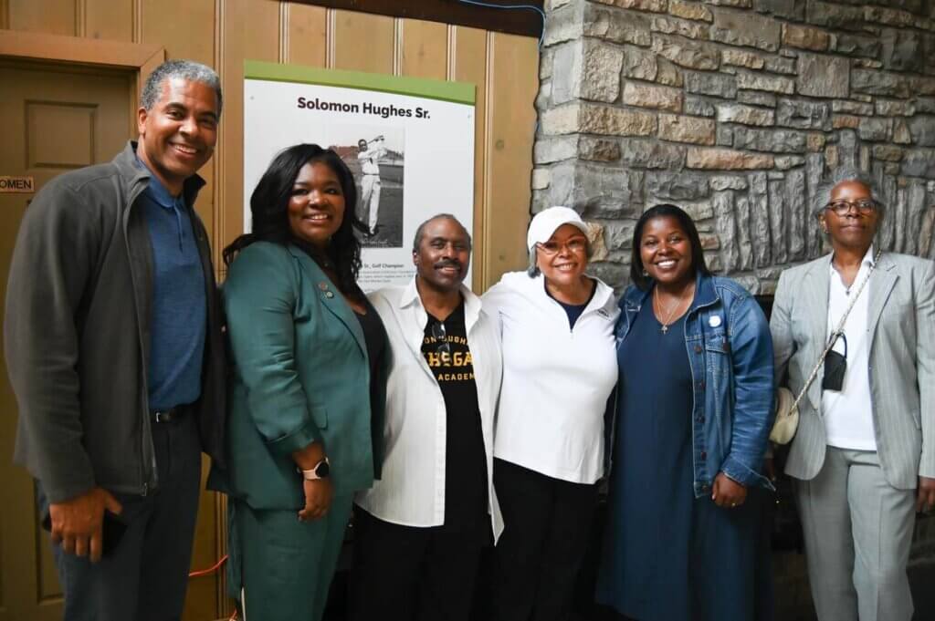 From left: MPRB Superintendent Al Bangoura, Minneapolis City Councilwoman LaTrisha Vetaw, Solomon Hughes Sr.’s children Solomon Hughes Jr. and Shirley Hughes, MPRB Vice President Alicia D. Smith and Solomon Hughes Sr’s granddaughter Roxanne Allen.