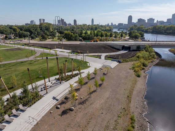 Description in caption