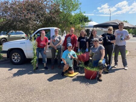 2022 Iris Garden Weeding Volunteers