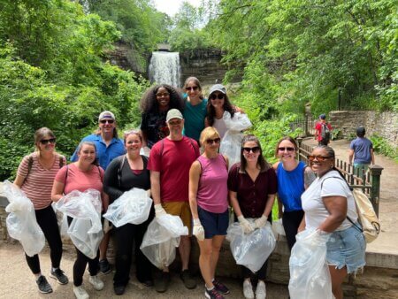 Minnehaha Falls Trash Collection Volunteers 2022